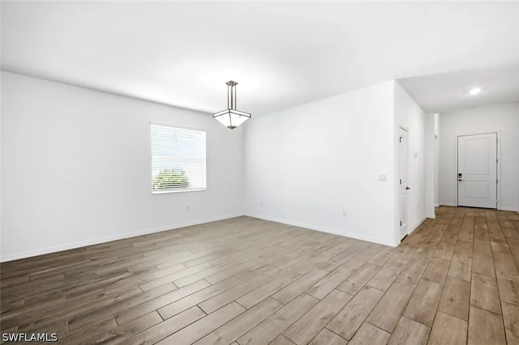 2294 Avocado Lane Naples FL 34120