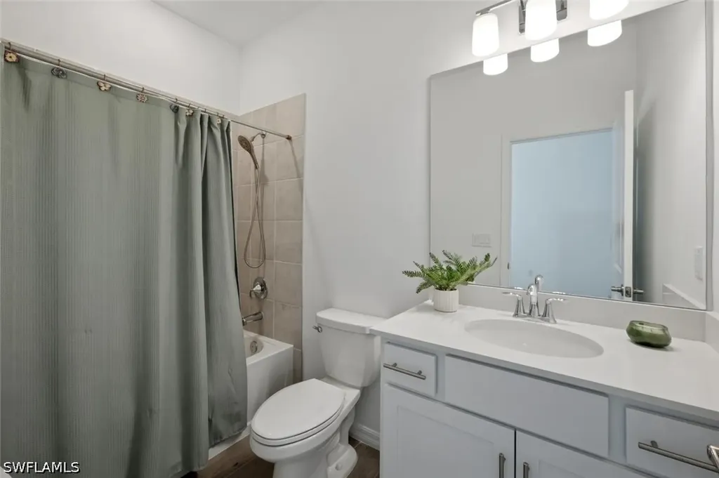 2294 Avocado Lane Naples FL 34120