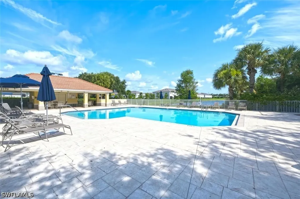 2294 Avocado Lane Naples FL 34120