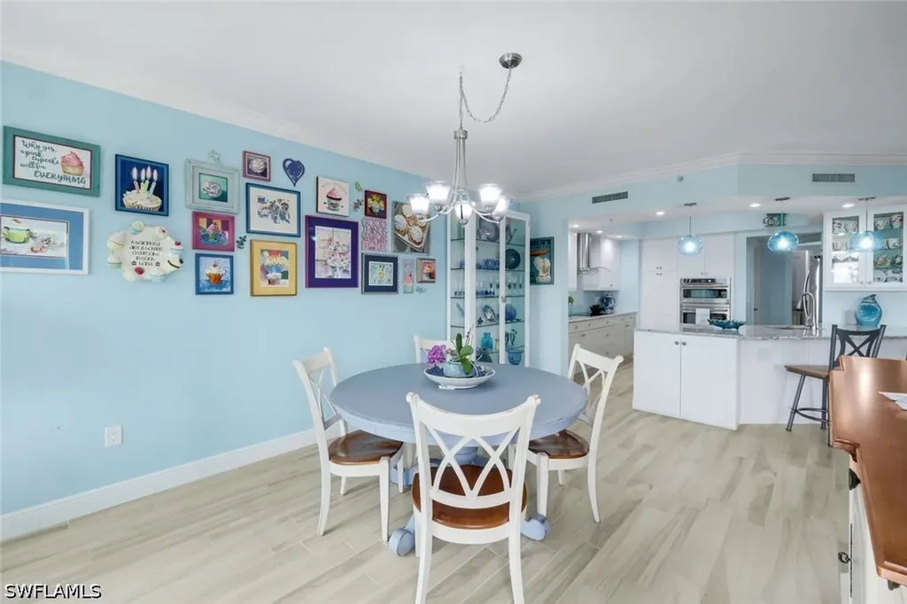 1060 Borghese Lane Naples FL 34114