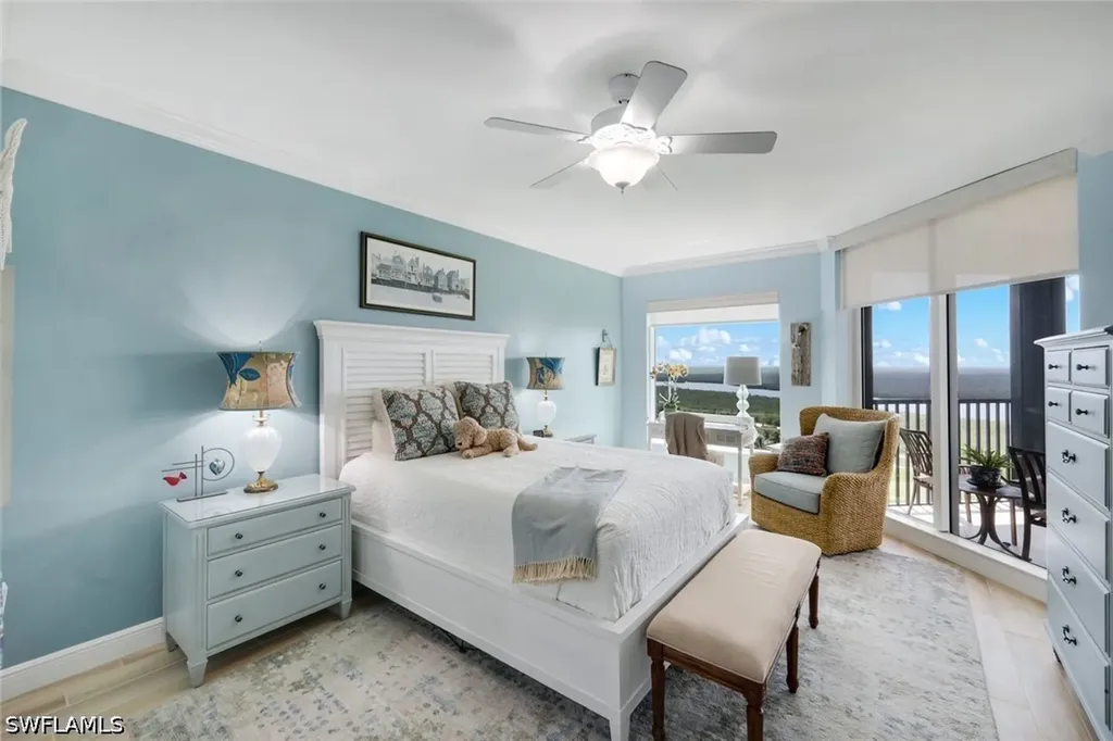 1060 Borghese Lane Naples FL 34114