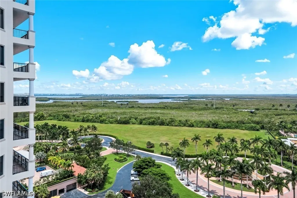 1060 Borghese Lane Naples FL 34114