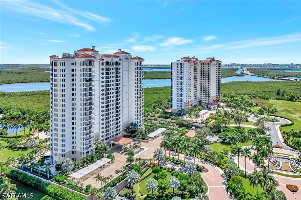 1060 Borghese Lane Naples FL 34114