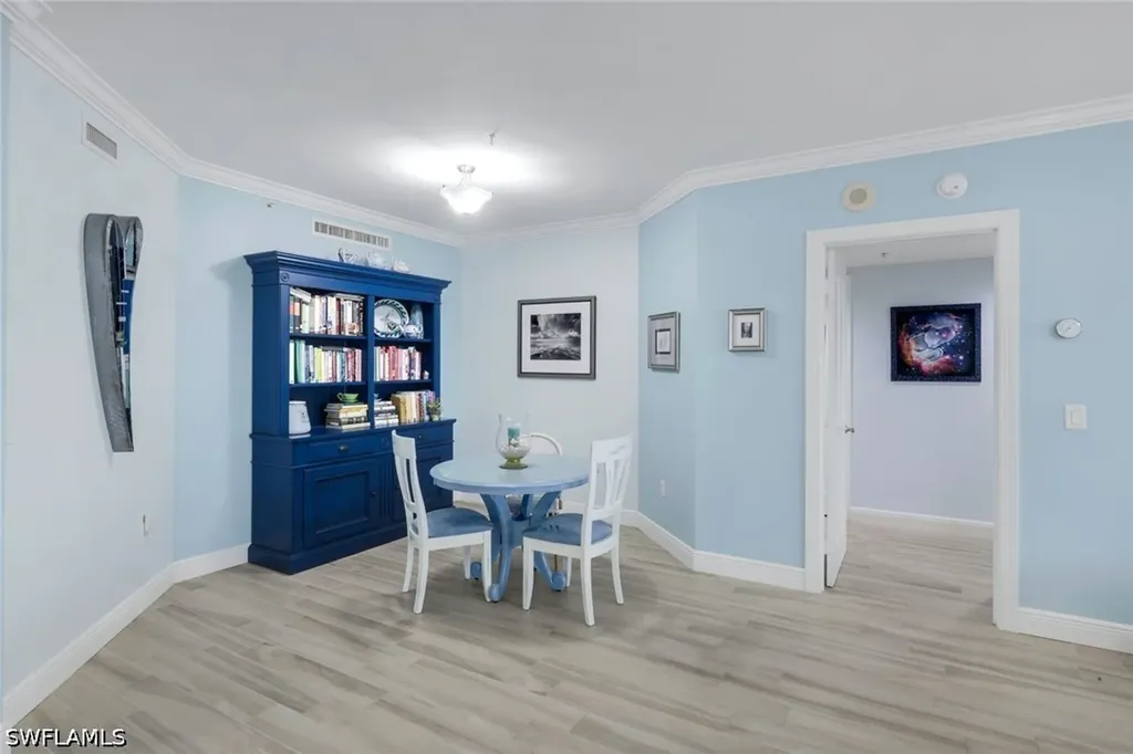 1060 Borghese Lane Naples FL 34114