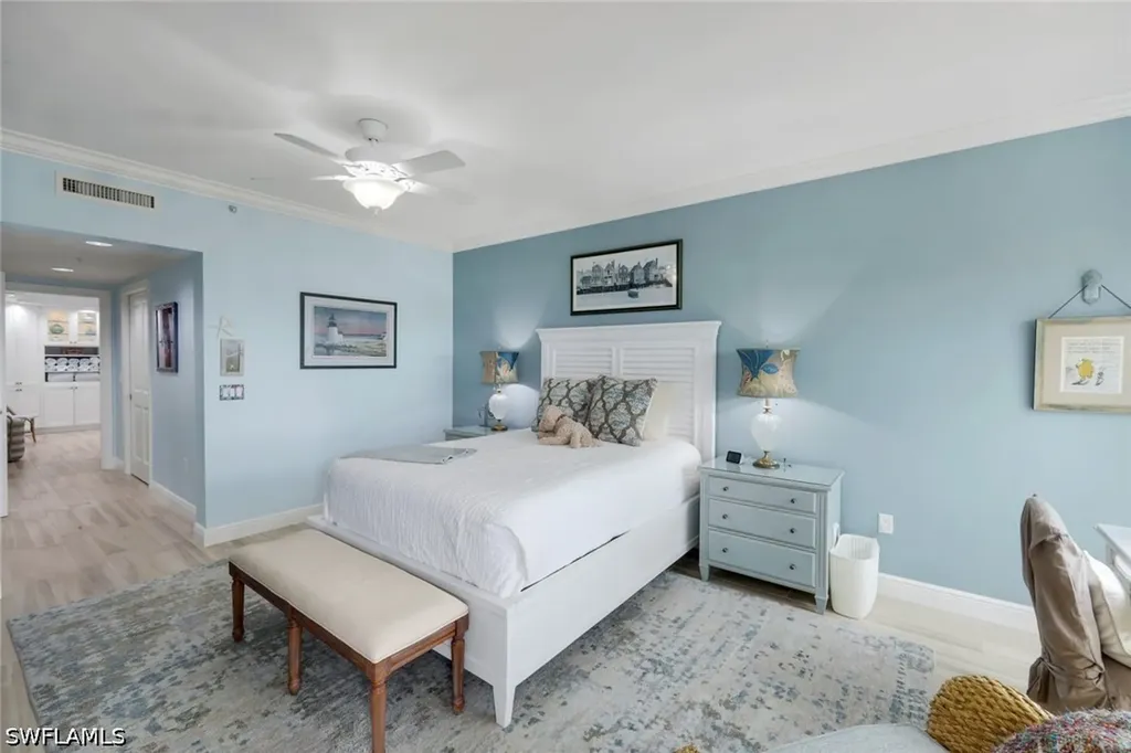 1060 Borghese Lane Naples FL 34114