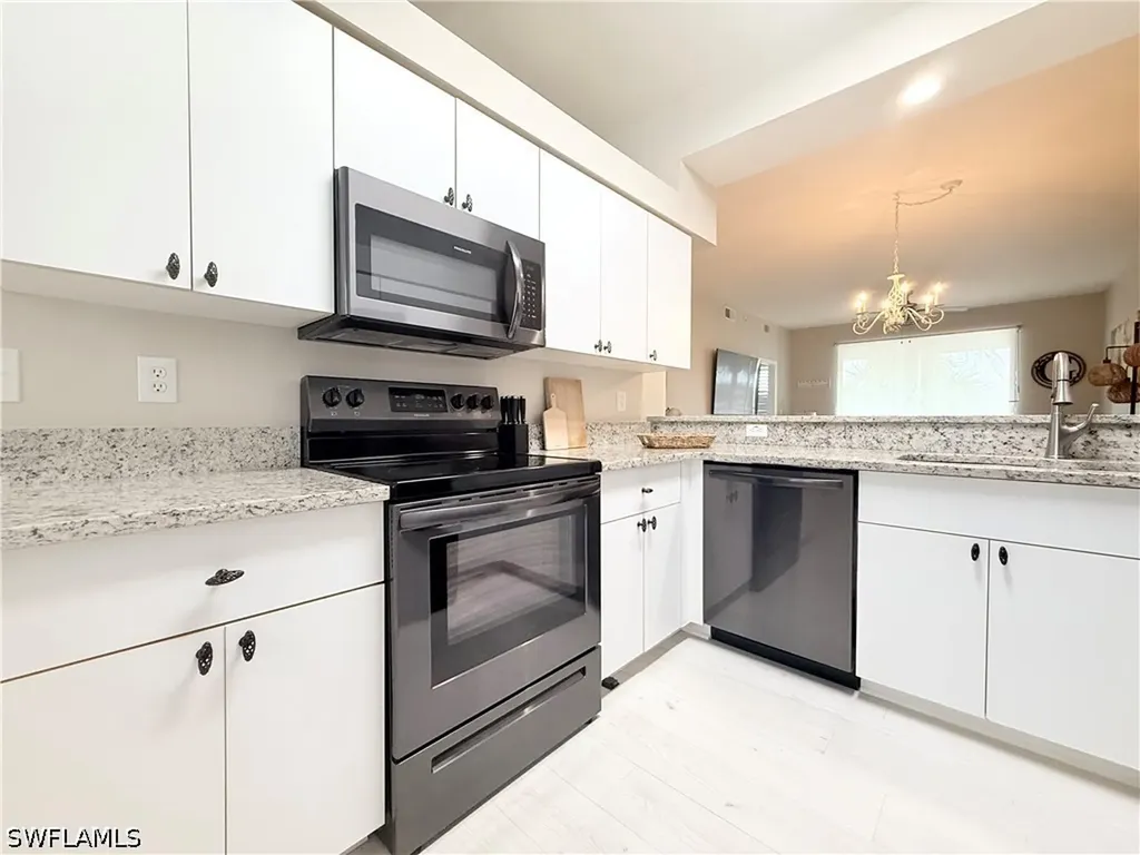 7515 Stoneybrook Drive Naples FL 34112