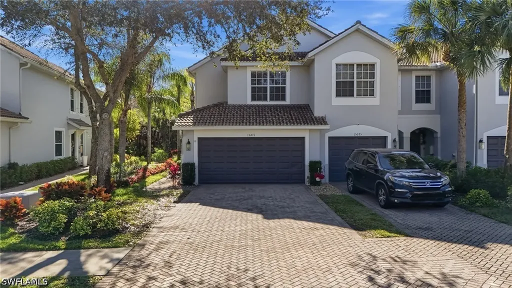 Naples FL, 15671 Marcello Circle, Unit 124