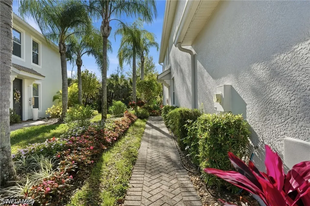 15671 Marcello Circle Naples FL 34110