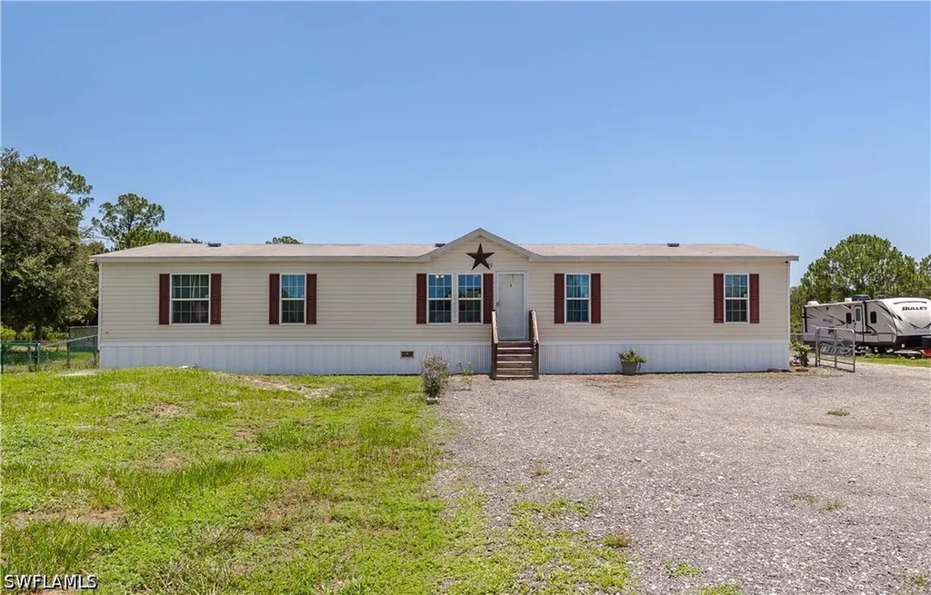 585 S Lindero Street Clewiston FL 33440