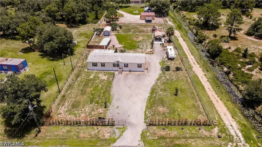 585 S Lindero Street Clewiston FL 33440