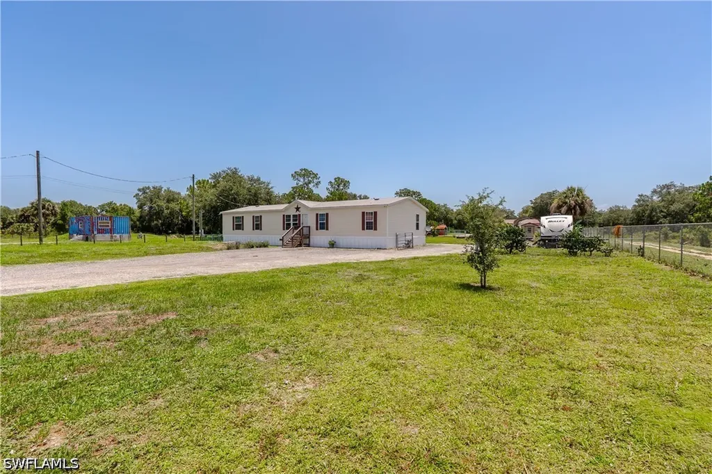 585 S Lindero Street Clewiston FL 33440