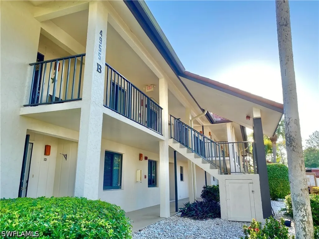 4955 Pepper Circle Naples FL 34113