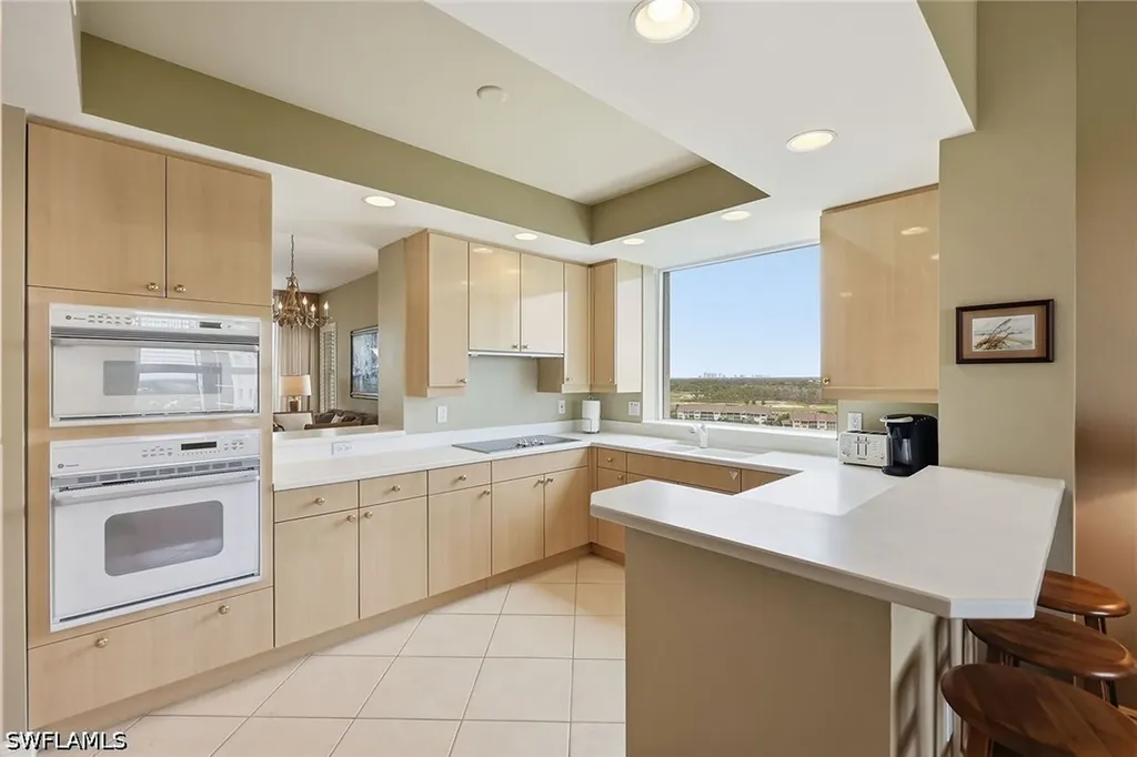 420 Cove Tower Drive Naples FL 34110
