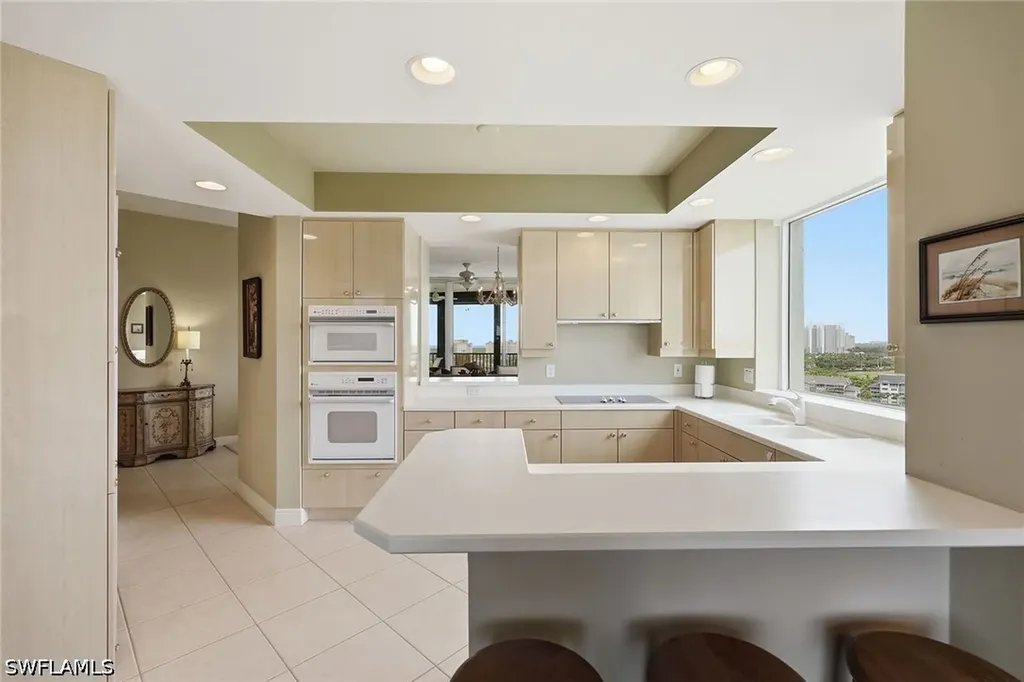 420 Cove Tower Drive Naples FL 34110