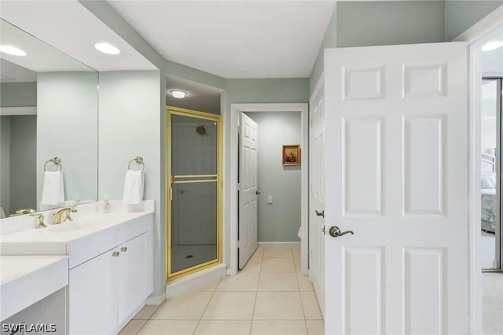 420 Cove Tower Drive Naples FL 34110
