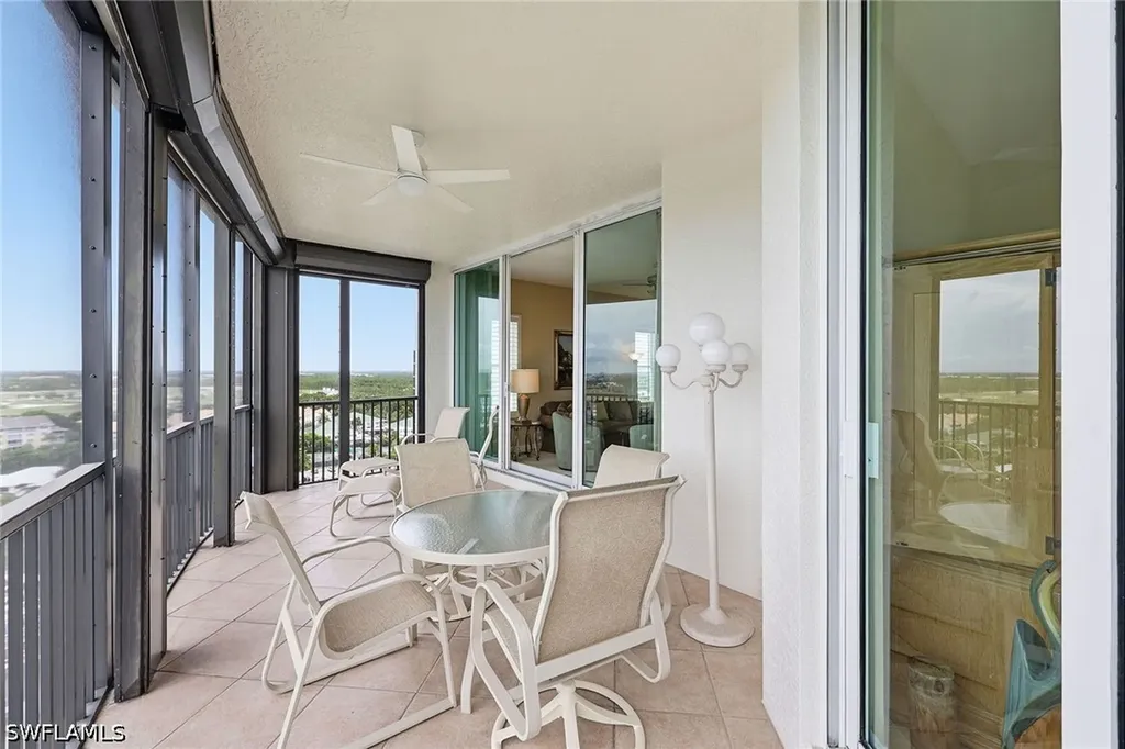 420 Cove Tower Drive Naples FL 34110