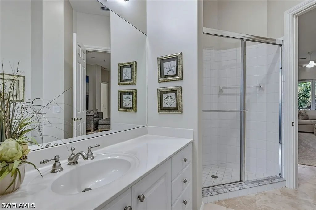 3053 Aviamar Circle Naples FL 34114