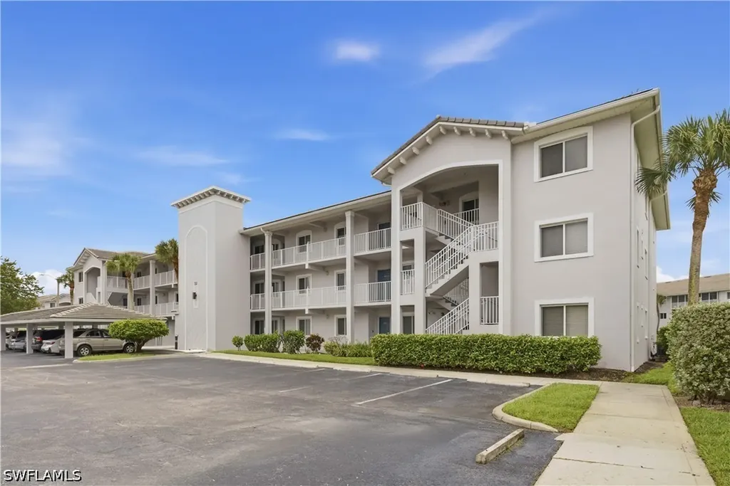 7822 Great Heron Way Naples FL 34104