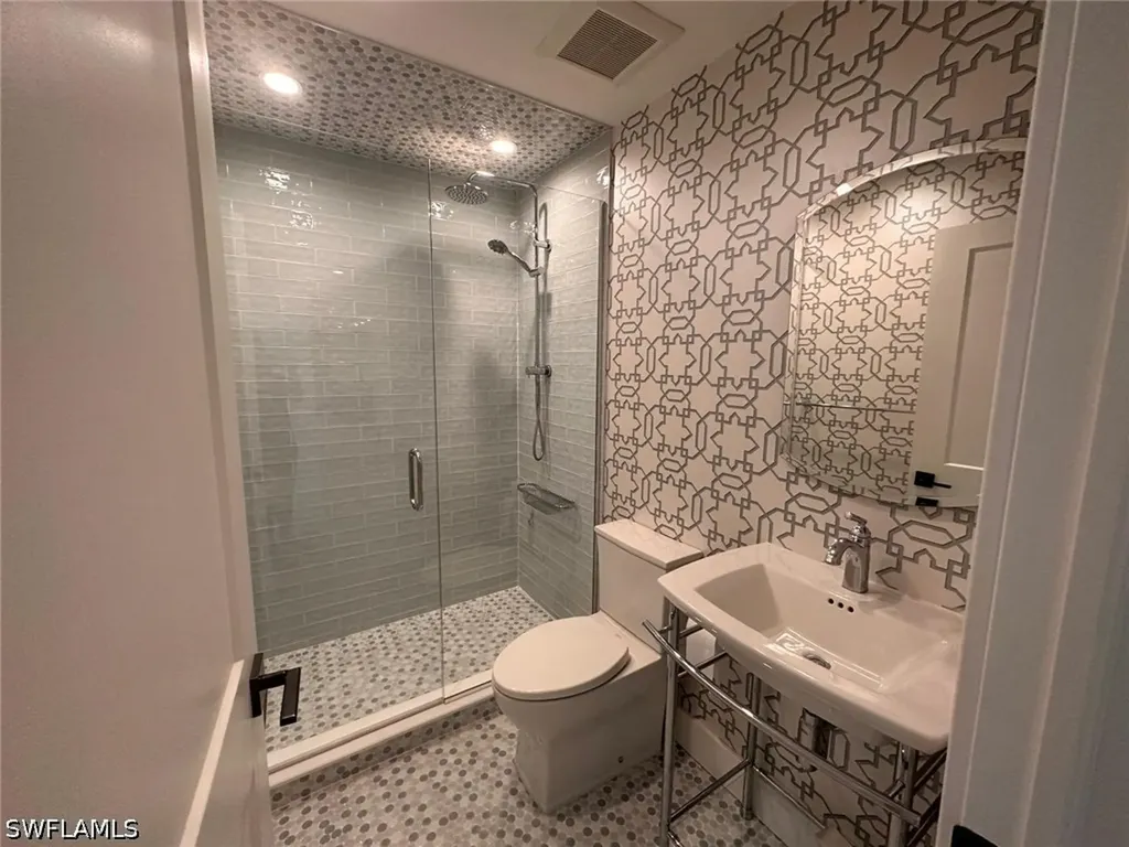4836 Napoli Drive Naples FL 34103
