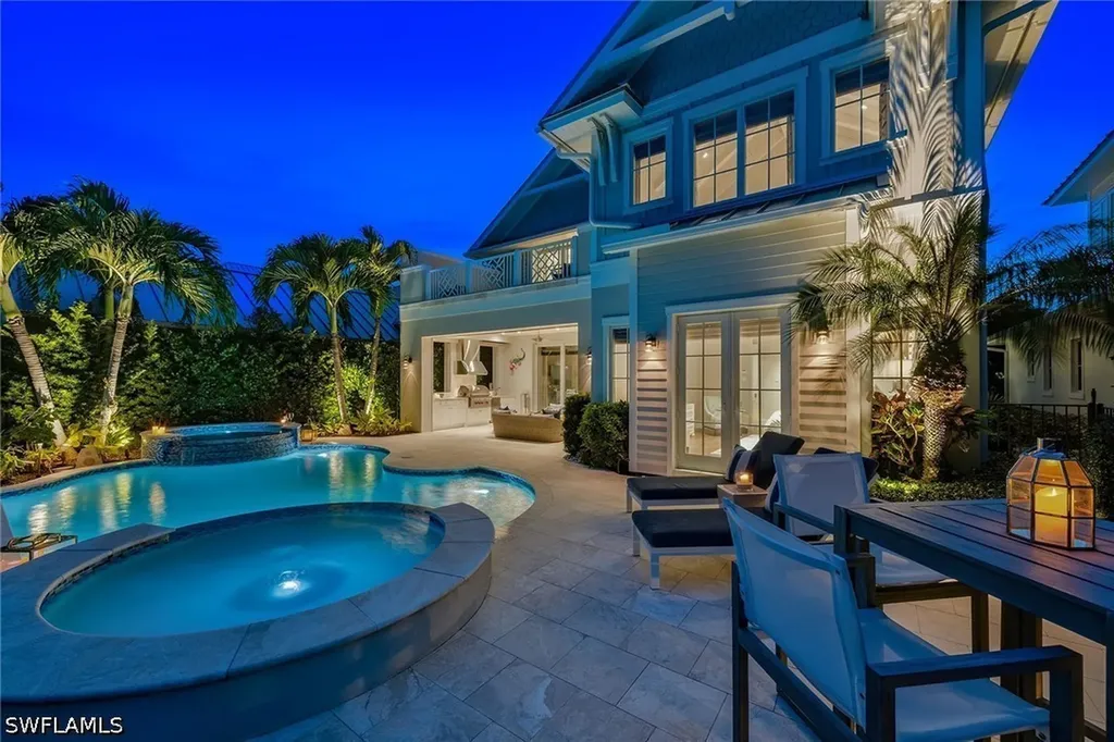 185 15th Street S Naples FL 34102