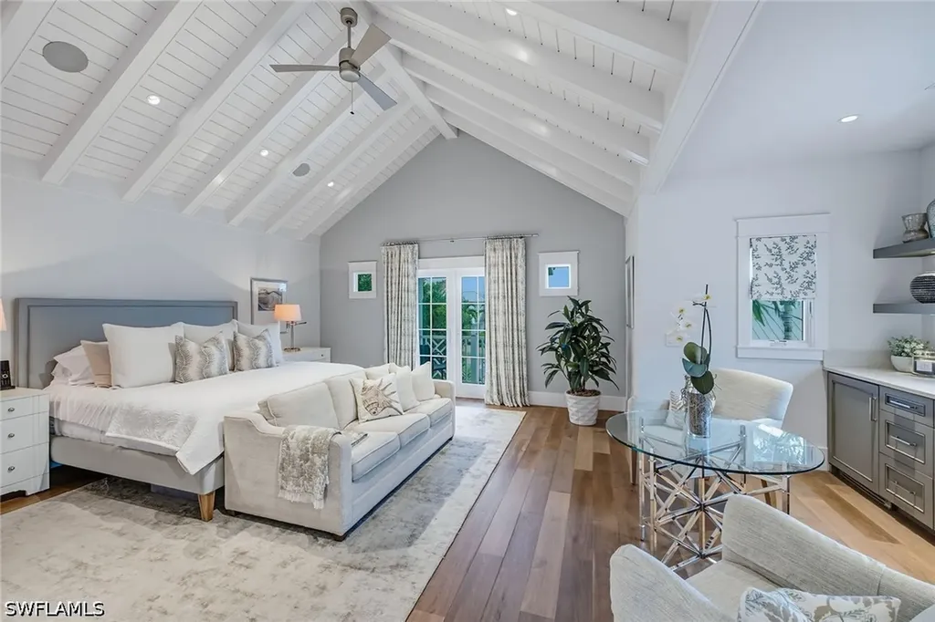 185 15th Street S Naples FL 34102