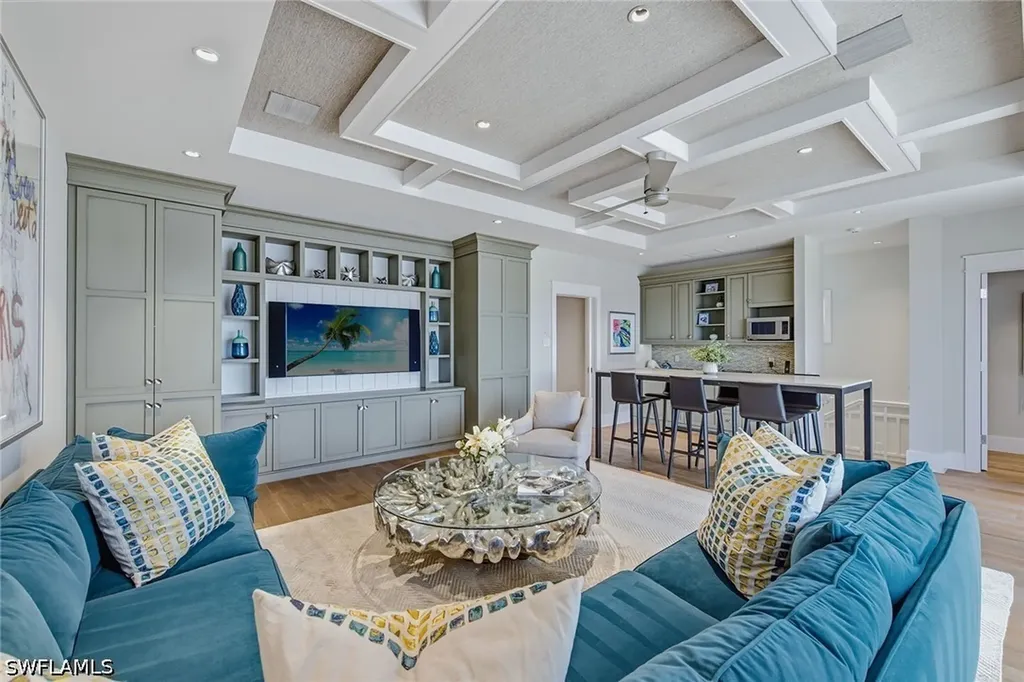 185 15th Street S Naples FL 34102