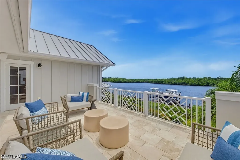 185 15th Street S Naples FL 34102