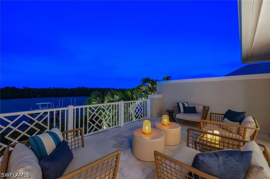 185 15th Street S Naples FL 34102