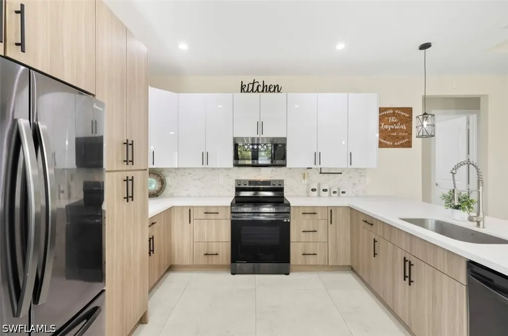 2552 70th Avenue NE Naples FL 34120