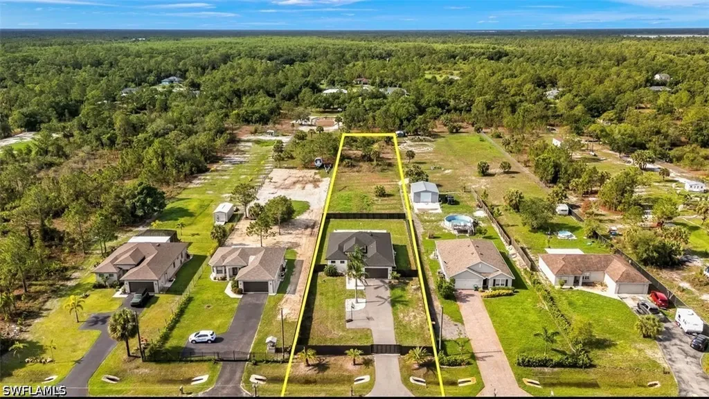 2552 70th Avenue NE Naples FL 34120