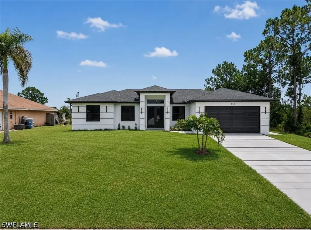 913 Joponica Avenue S Lehigh Acres FL 33974