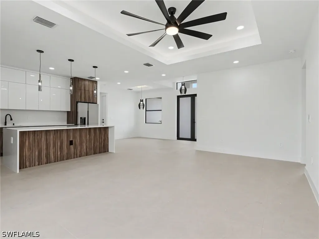 913 Joponica Avenue S Lehigh Acres FL 33974