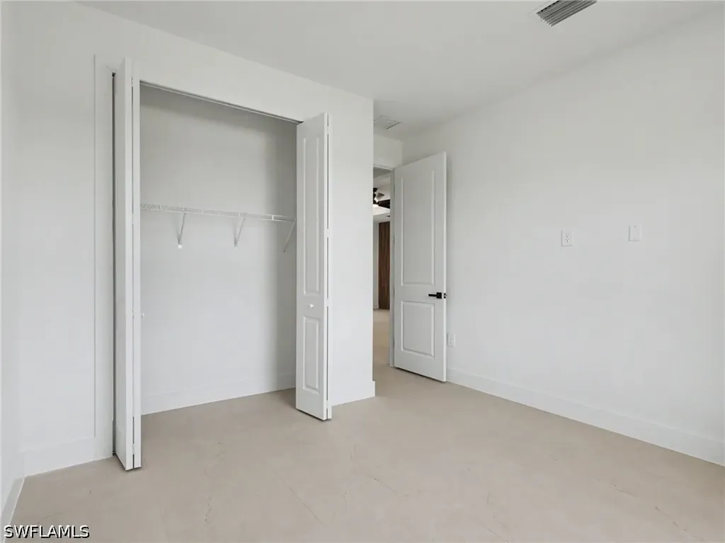 913 Joponica Avenue S Lehigh Acres FL 33974