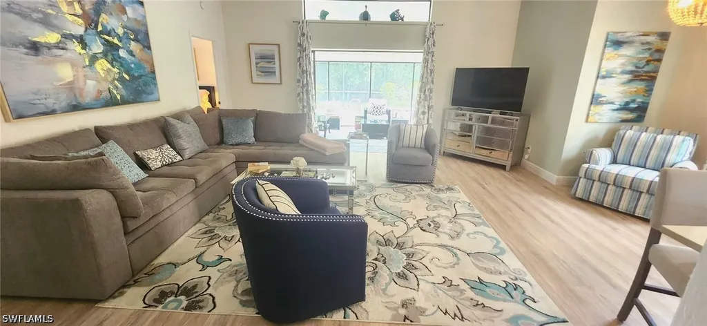425 Fox Den Circle Naples FL 34104
