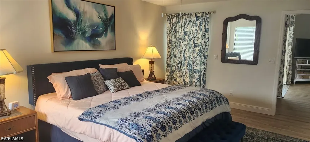 425 Fox Den Circle Naples FL 34104