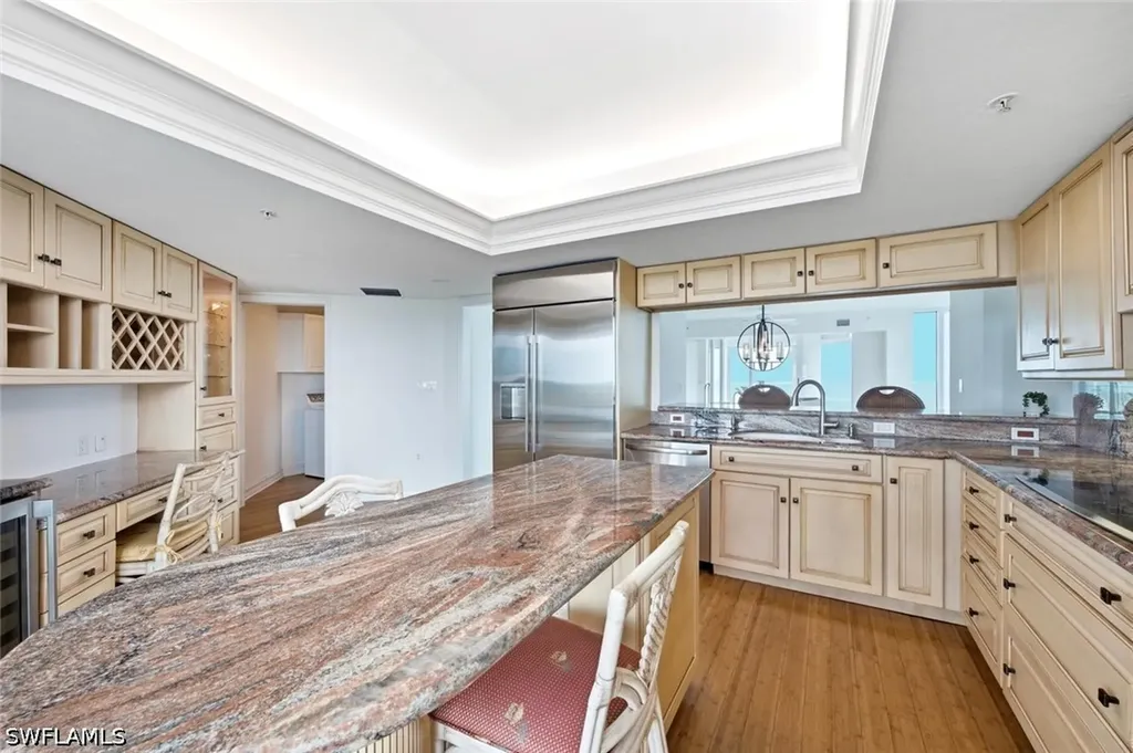 60 Seagate Drive Naples FL 34103