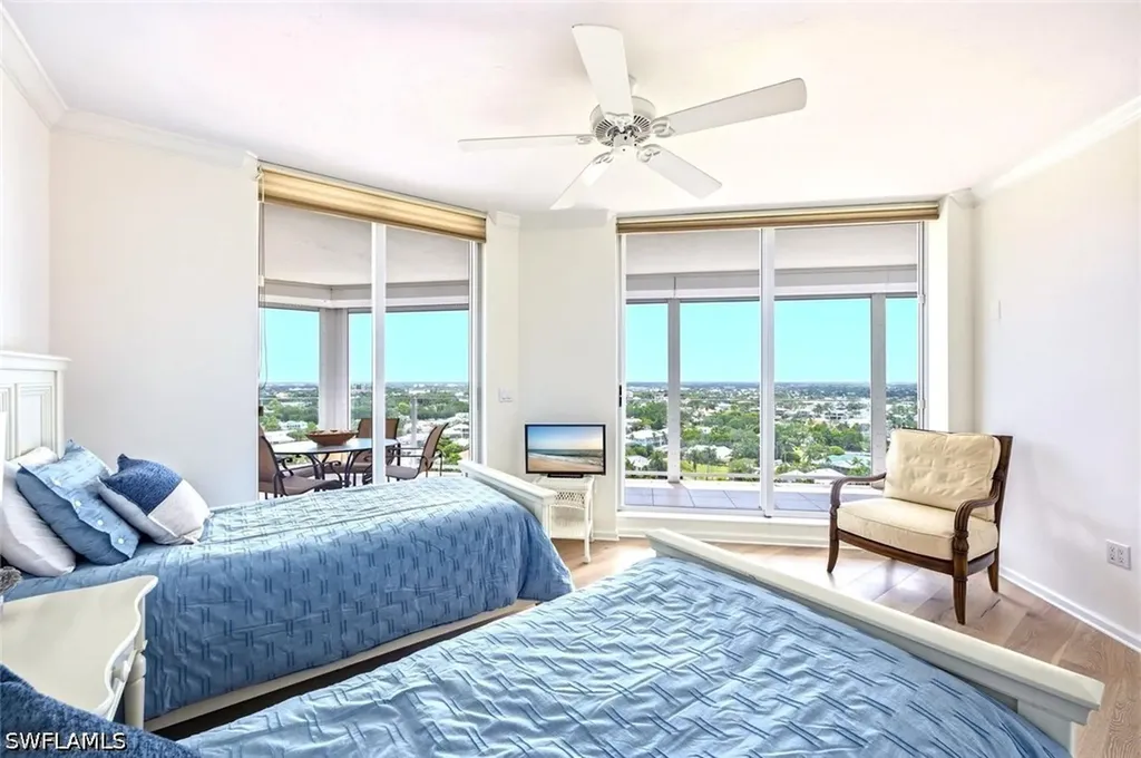 60 Seagate Drive Naples FL 34103