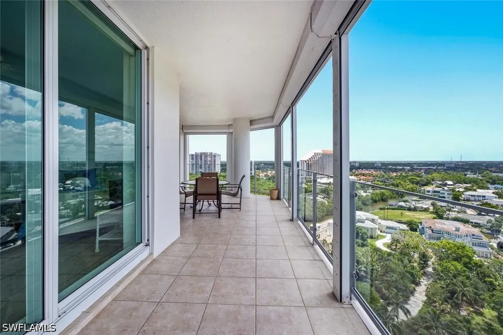 60 Seagate Drive Naples FL 34103