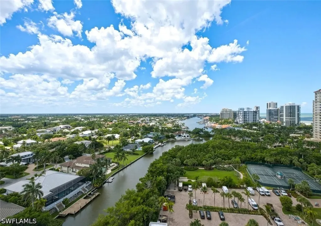 60 Seagate Drive Naples FL 34103