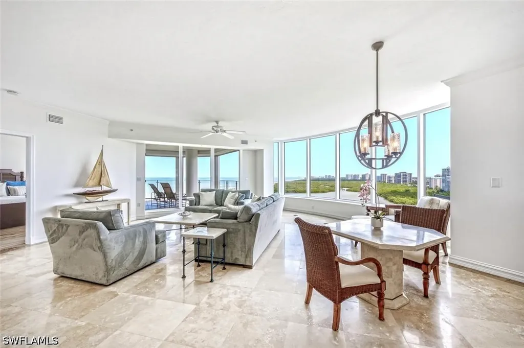 60 Seagate Drive Naples FL 34103