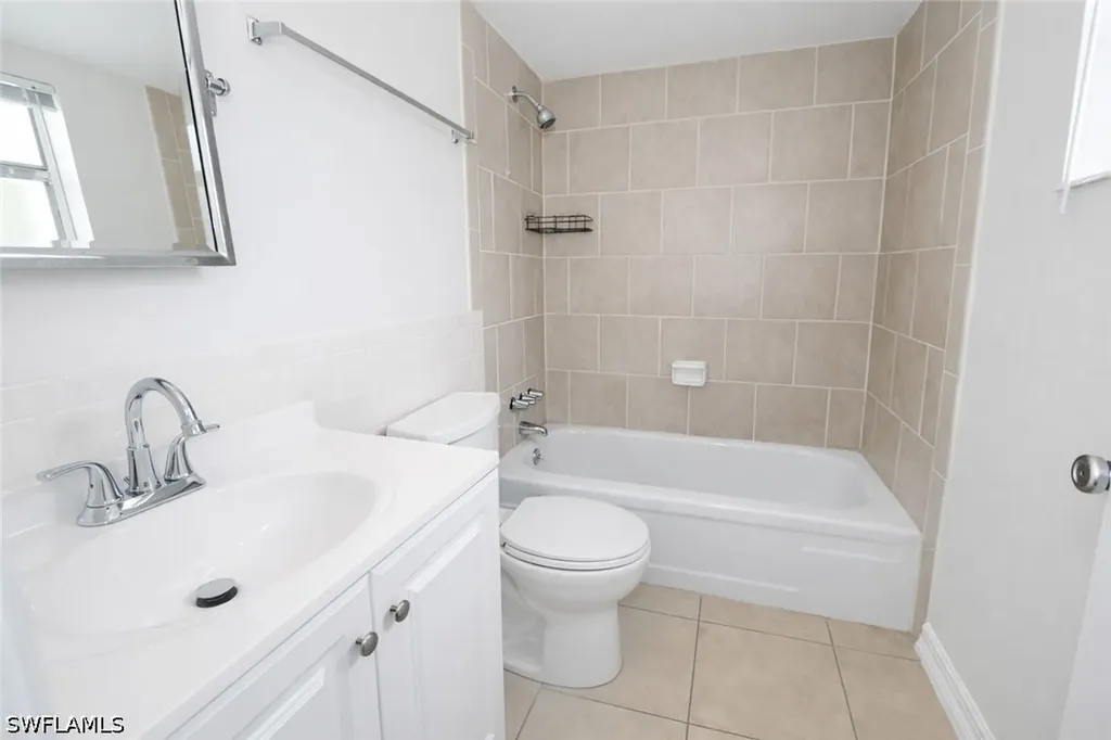 2828 Jackson Street Fort Myers FL 33901