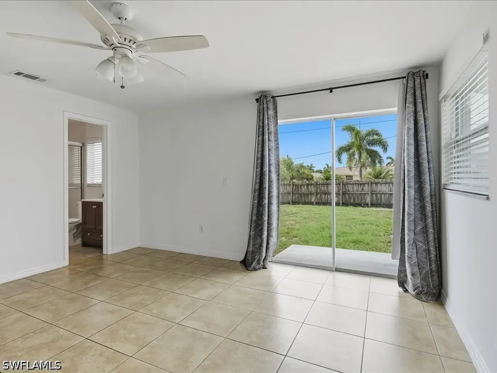 646 99th Avenue N Naples FL 34108