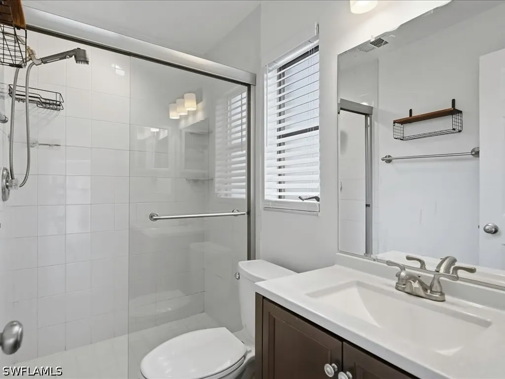 646 99th Avenue N Naples FL 34108