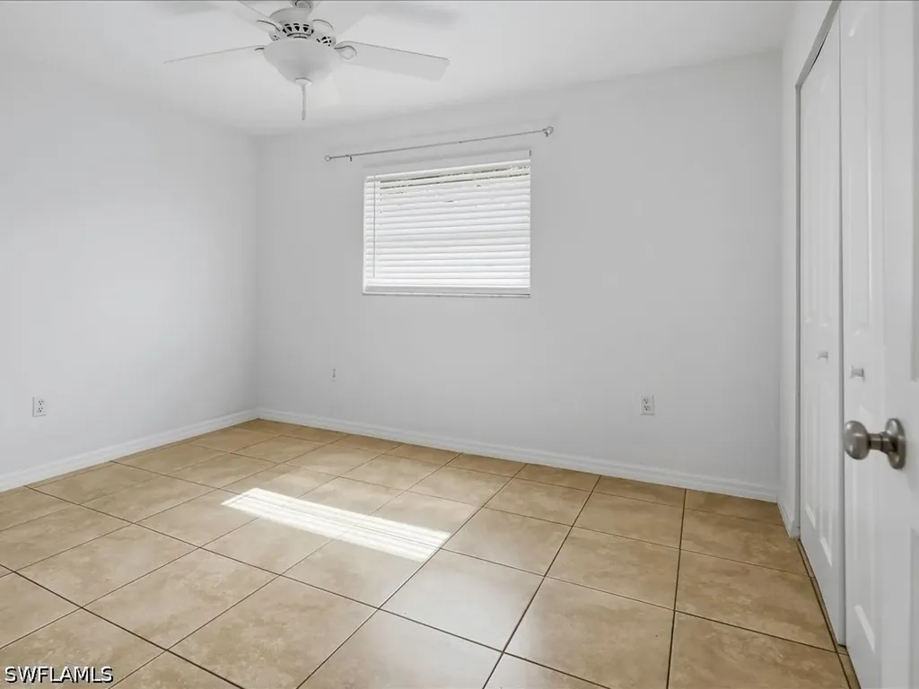 646 99th Avenue N Naples FL 34108