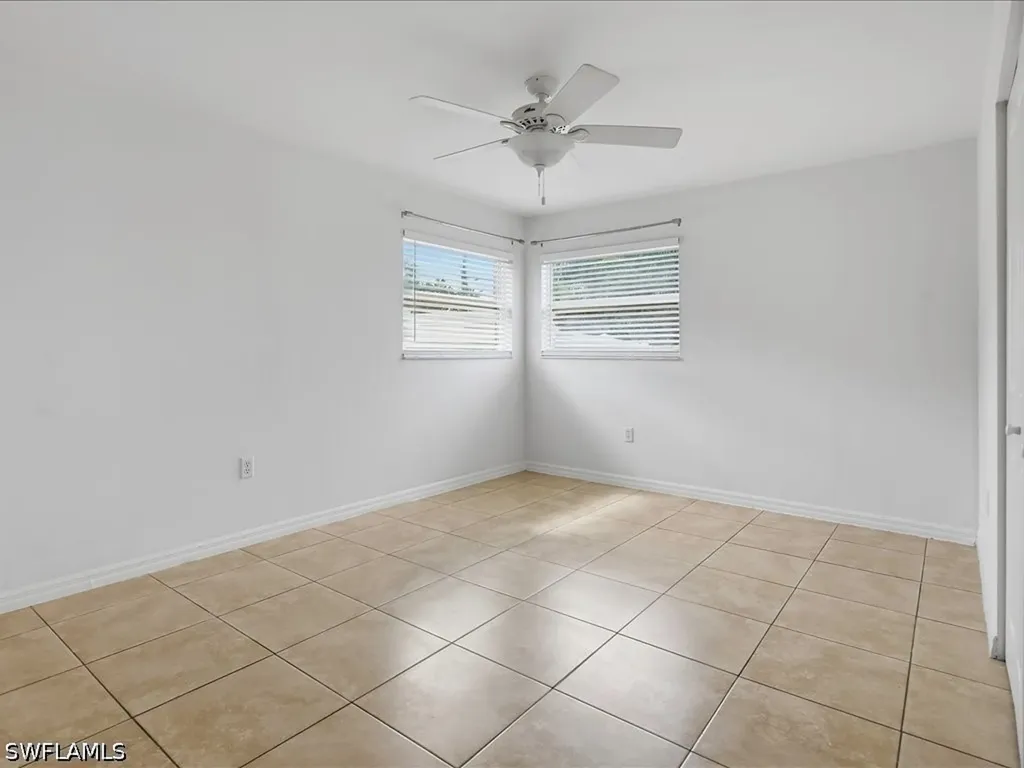 646 99th Avenue N Naples FL 34108