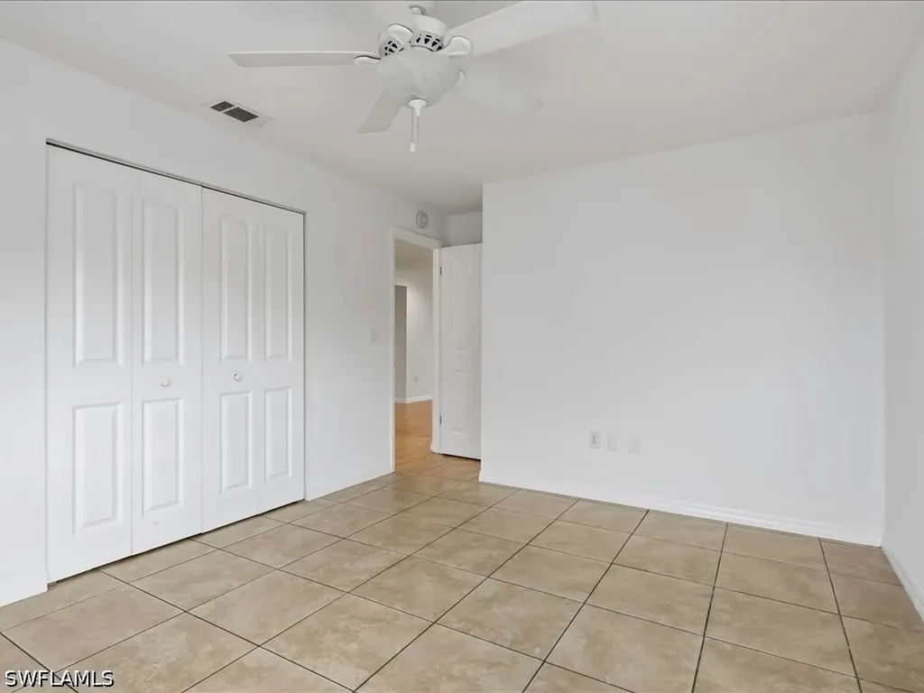 646 99th Avenue N Naples FL 34108