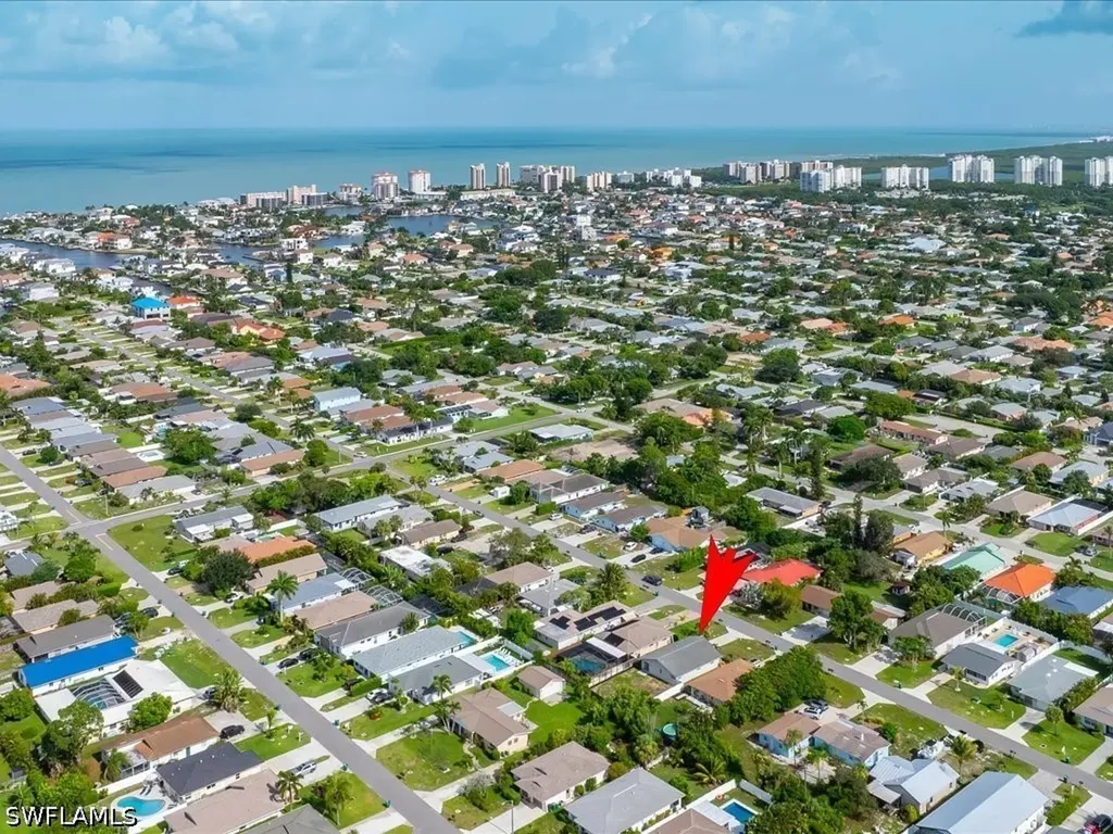 646 99th Avenue N Naples FL 34108