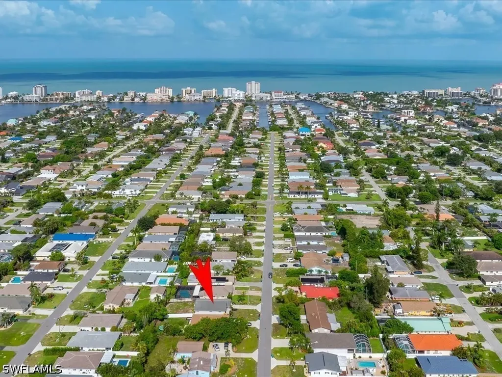 646 99th Avenue N Naples FL 34108