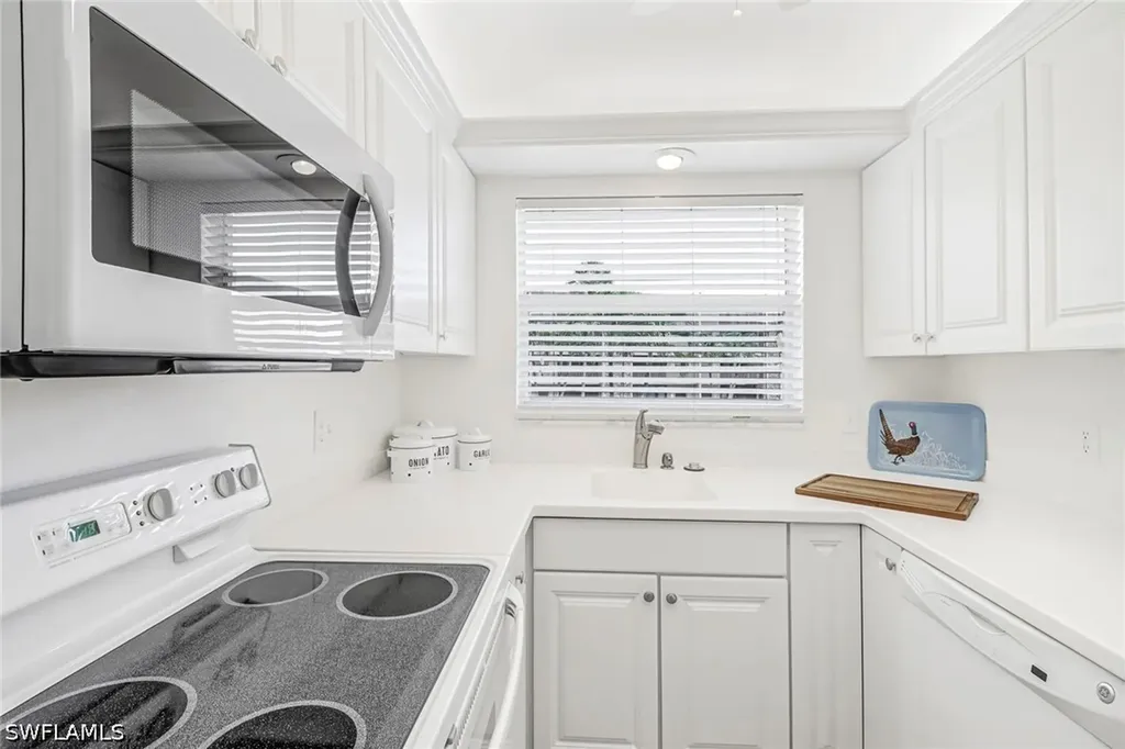 3000 Gulf Shore Boulevard N Naples FL 34103