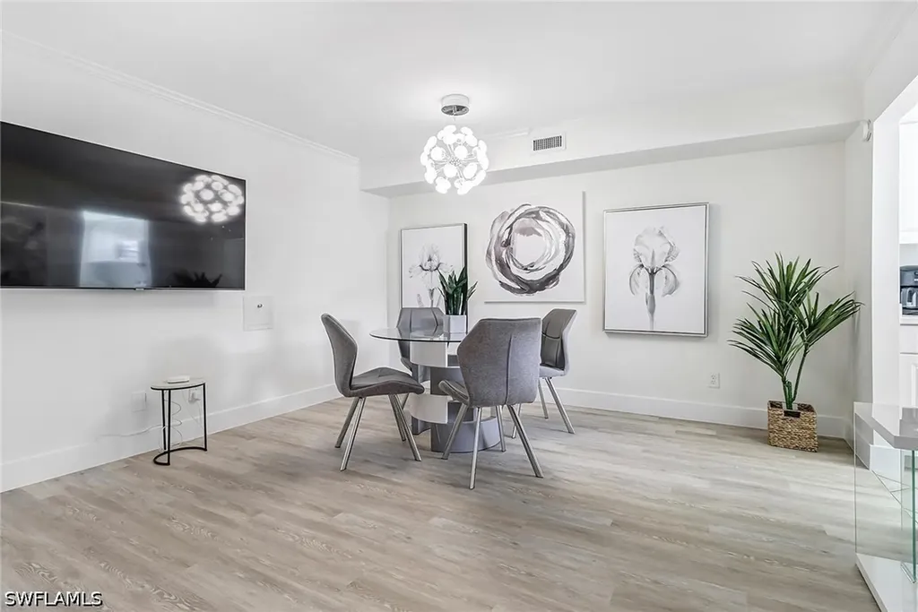 3000 Gulf Shore Boulevard N Naples FL 34103